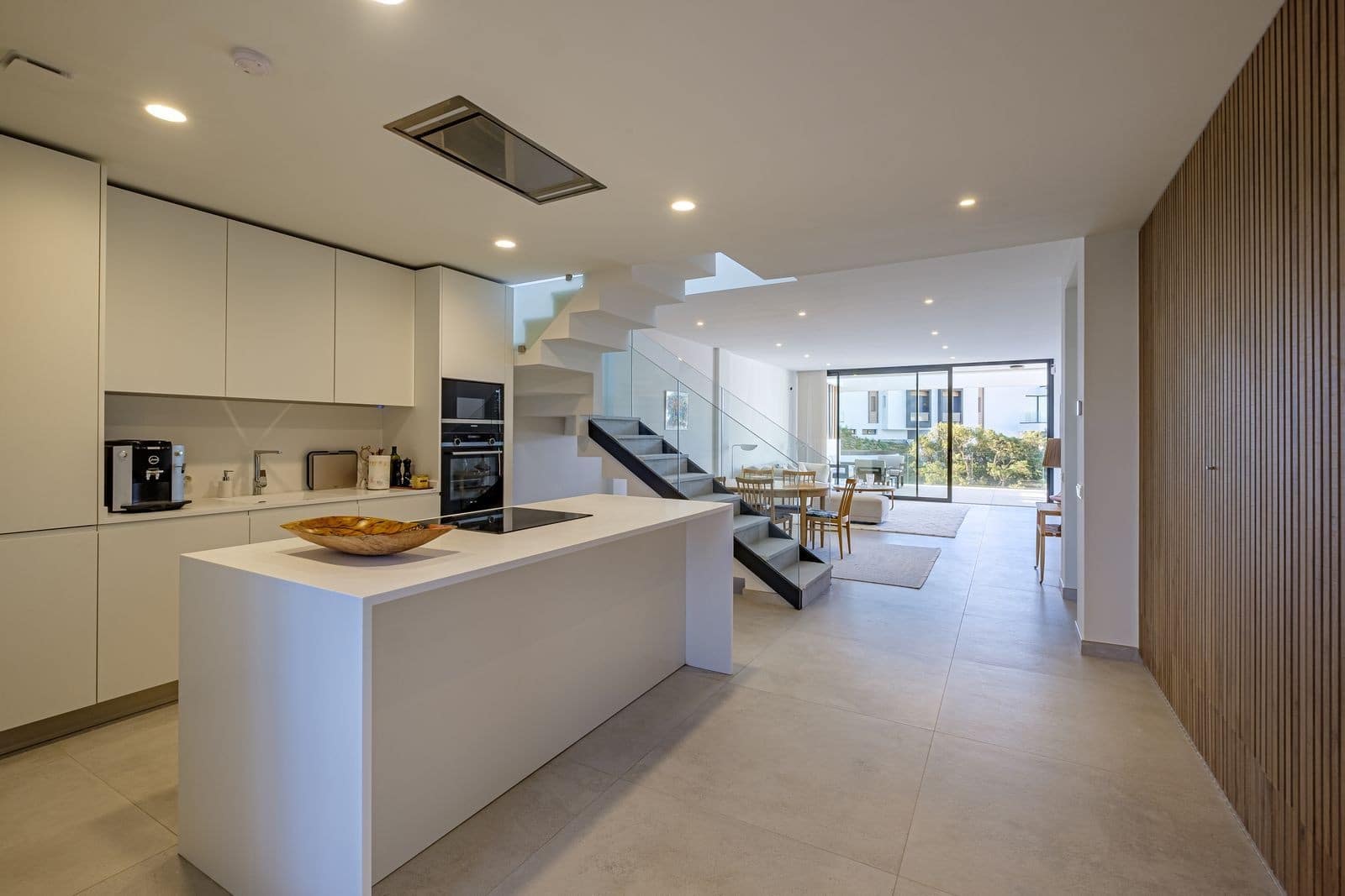 2 bedroom Penthouse for sale in Marbella with pool garage - € 1,095,000 (Ref: 8864702)