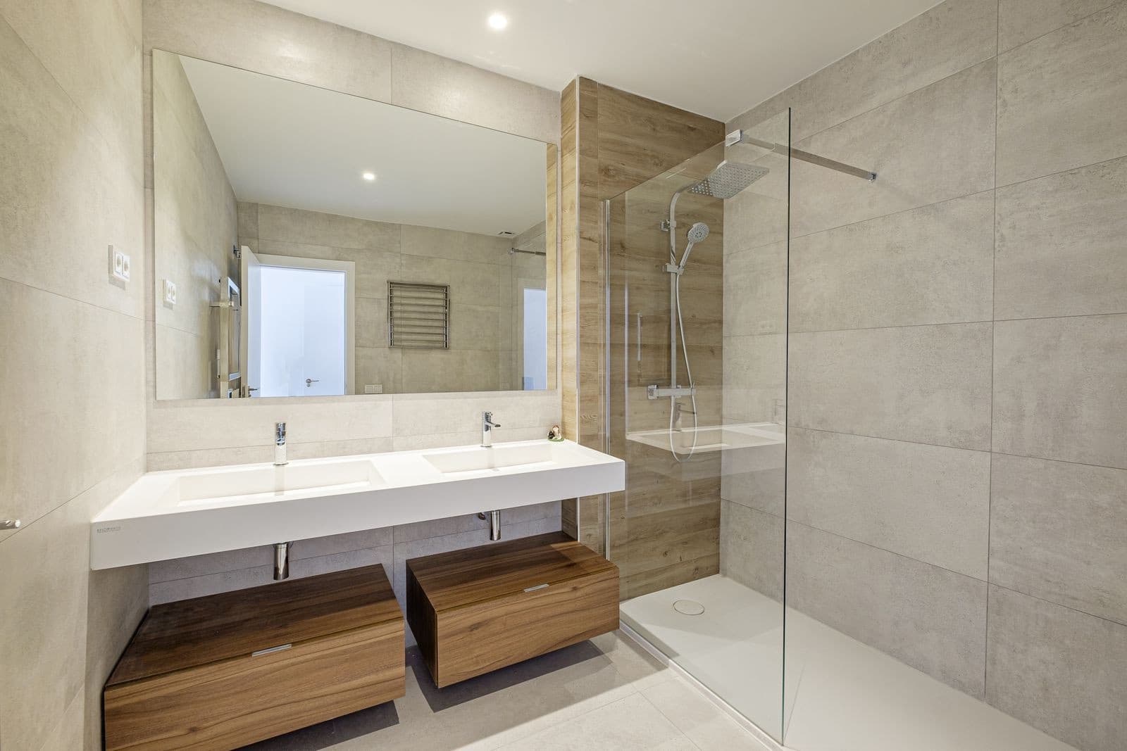 2 bedroom Penthouse for sale in Marbella with pool garage - € 1,095,000 (Ref: 8864702)