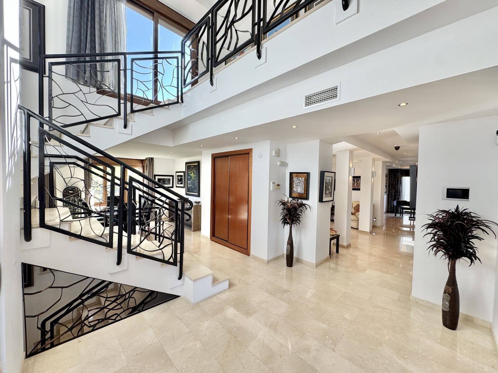 5 sovrum Villa till salu i Mijas Costa med pool garage - 1 650 000 € (Ref: 8864705)