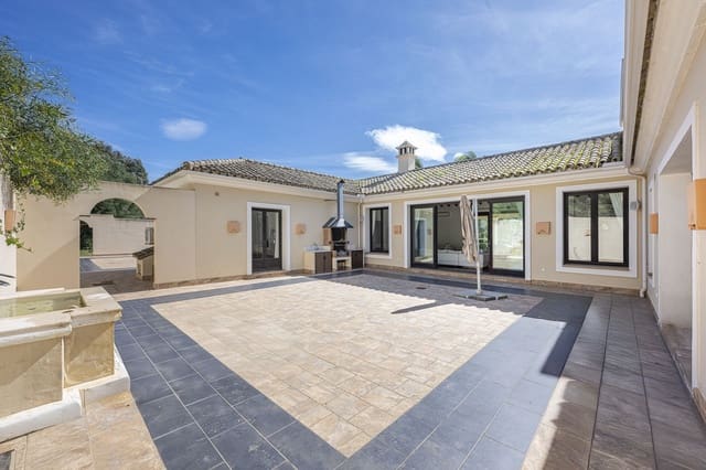 5 quarto Moradia para venda em Sotogrande, San Roque com piscina garagem - 2 290 000 € (Ref: 8864707)