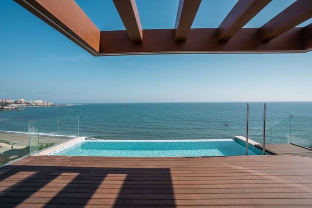 4 sovrum Takvåning till salu i Estepona med pool garage - 4 850 000 € (Ref: 8864708)