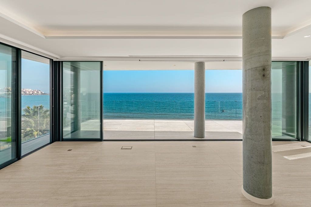 4 slaapkamer Penthouse te koop in Estepona met zwembad garage - € 4.850.000 (Ref: 8864708)