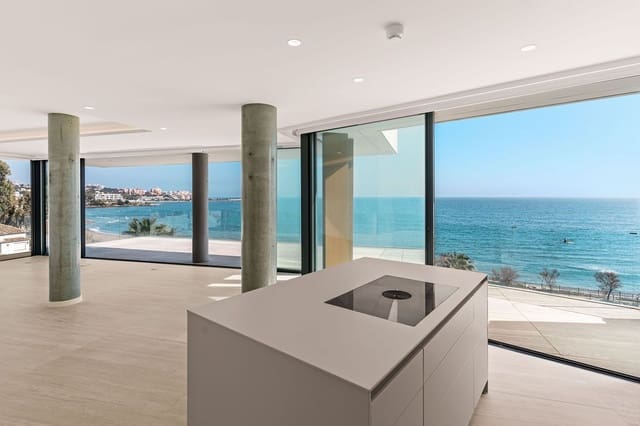 4 sovrum Takvåning till salu i Estepona med pool garage - 4 850 000 € (Ref: 8864708)