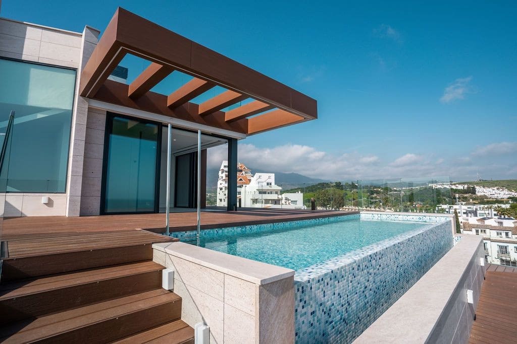 4 slaapkamer Penthouse te koop in Estepona met zwembad garage - € 4.850.000 (Ref: 8864708)