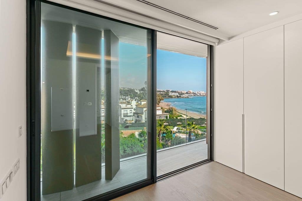 4 slaapkamer Penthouse te koop in Estepona met zwembad garage - € 4.850.000 (Ref: 8864708)