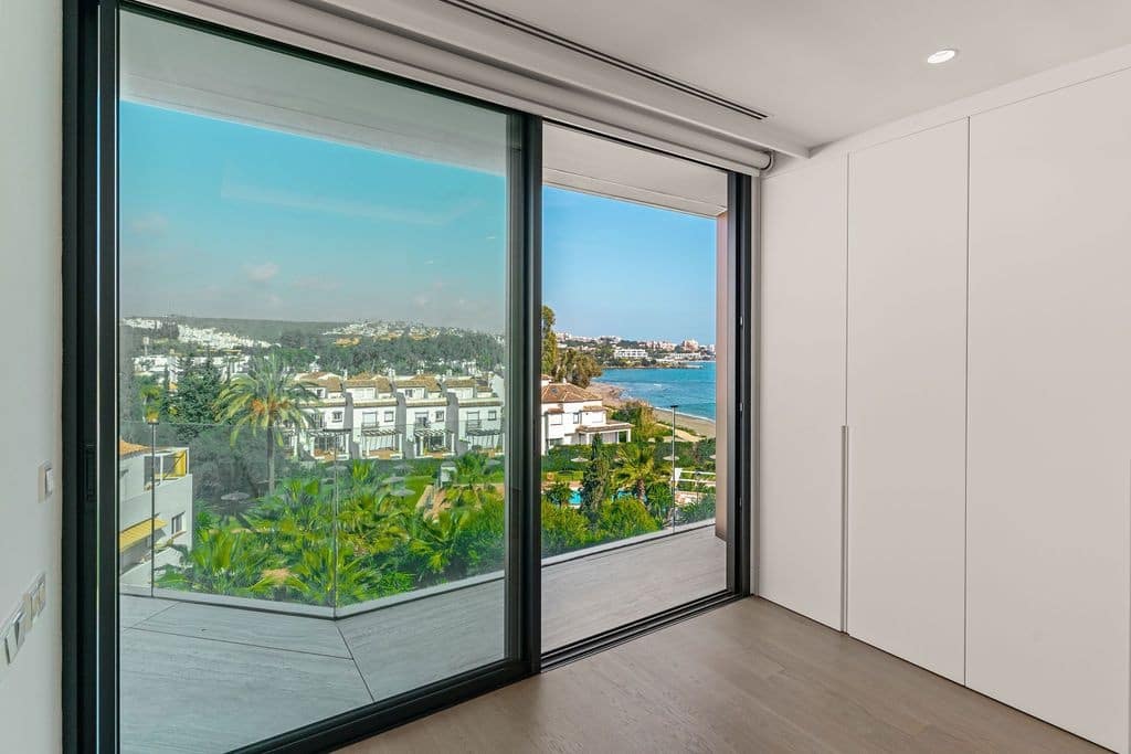 4 slaapkamer Penthouse te koop in Estepona met zwembad garage - € 4.850.000 (Ref: 8864708)