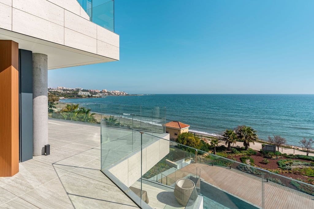 4 slaapkamer Penthouse te koop in Estepona met zwembad garage - € 4.850.000 (Ref: 8864708)