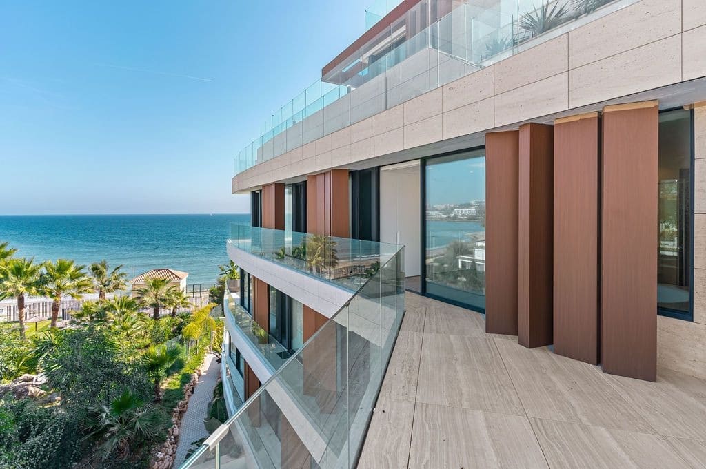 4 slaapkamer Penthouse te koop in Estepona met zwembad garage - € 4.850.000 (Ref: 8864708)