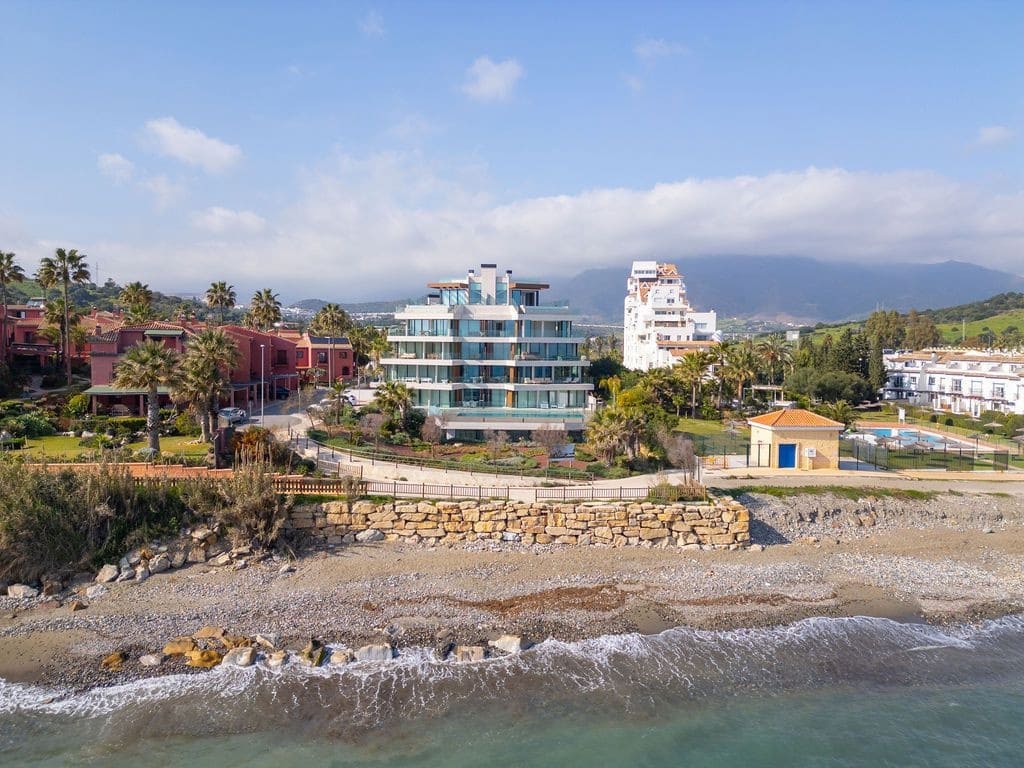 4 slaapkamer Penthouse te koop in Estepona met zwembad garage - € 4.850.000 (Ref: 8864708)