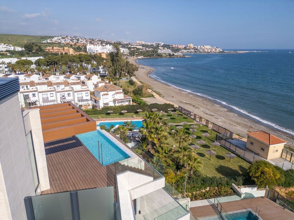 4 slaapkamer Penthouse te koop in Estepona met zwembad garage - € 4.850.000 (Ref: 8864708)