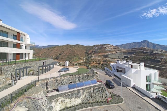 3 sypialnia Apartament na sprzedaż w Benahavís z basenem garażem - 1 295 000 € (Ref: 8866996)