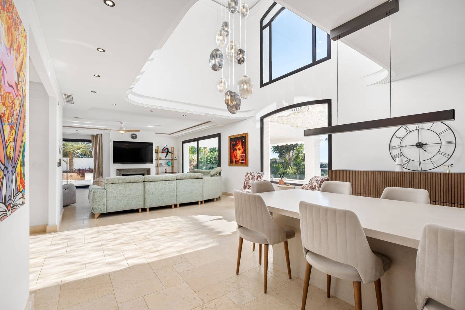 5 bedroom Villa for sale in Nueva Andalucia with pool garage - € 4,500,000 (Ref: 8867000)