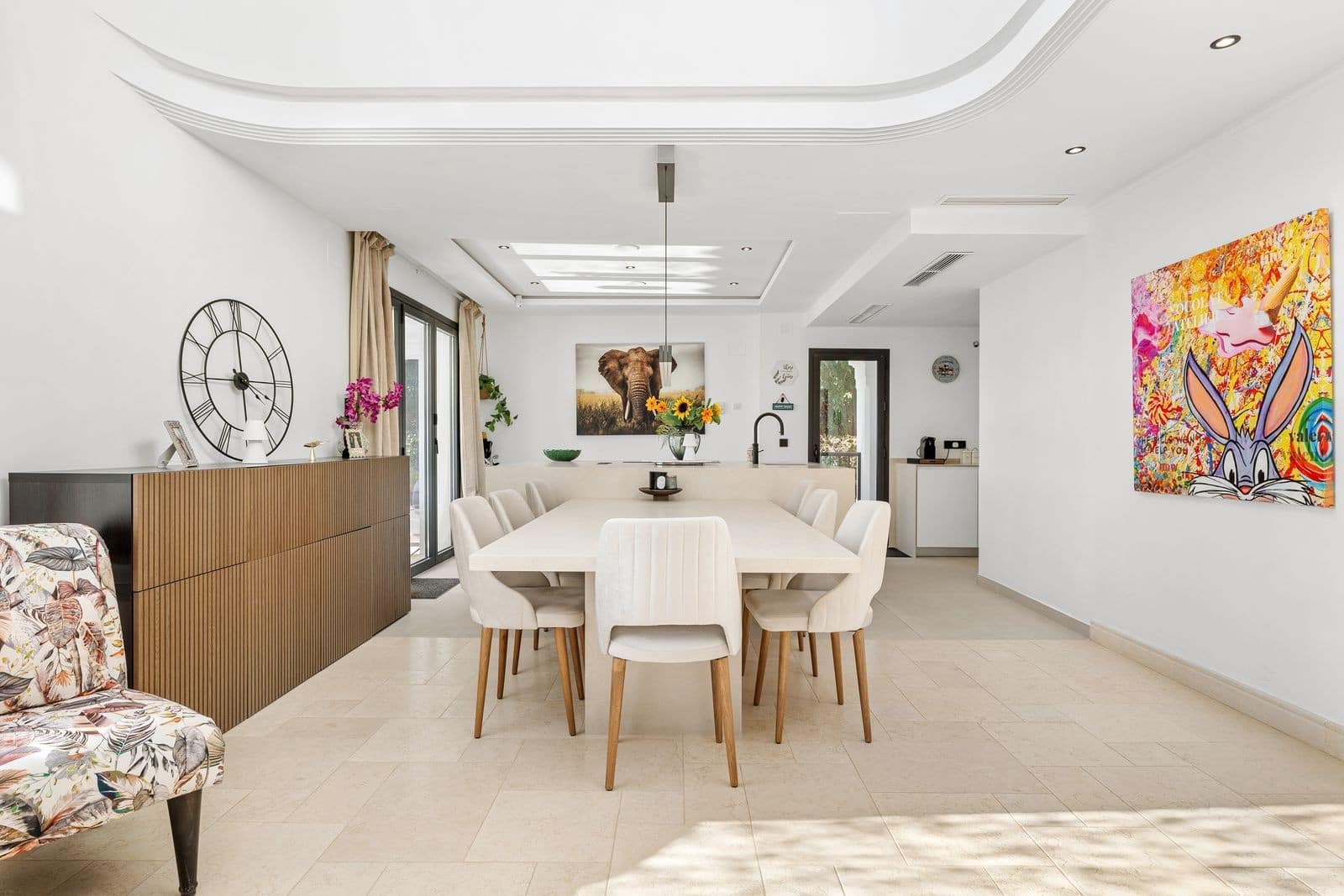 5 bedroom Villa for sale in Nueva Andalucia with pool garage - € 4,500,000 (Ref: 8867000)