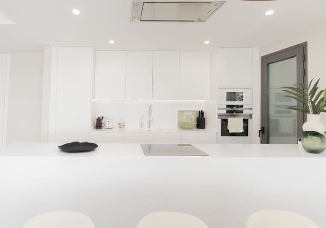 3 sypialnia Apartament na sprzedaż w Atalaya-Isdabe, Estepona z basenem garażem - 940 000 € (Ref: 8867002)