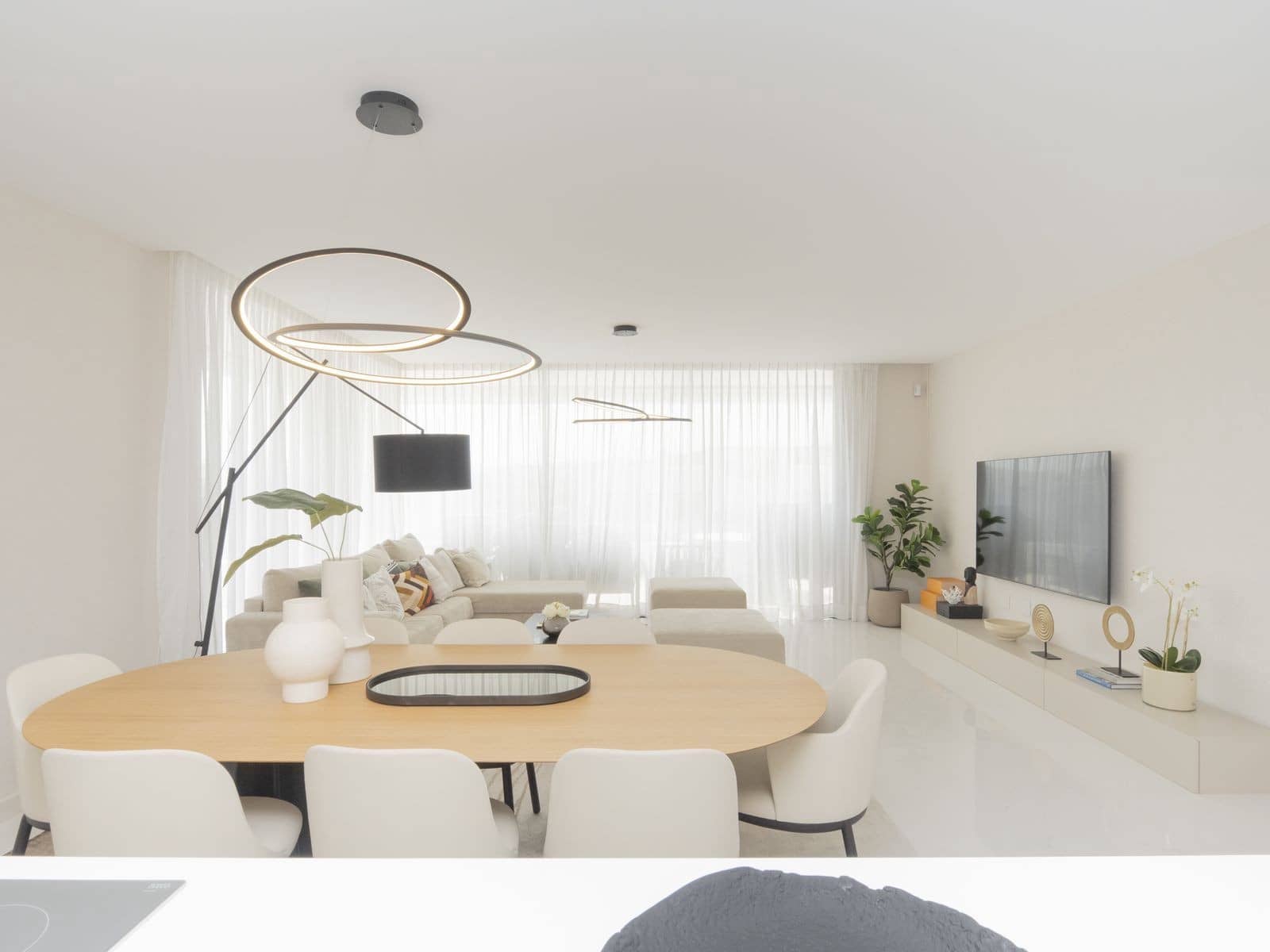 Apartamento de 3 habitaciones en Atalaya-Isdabe en venta con piscina garaje - 940.000 € (Ref: 8867002)