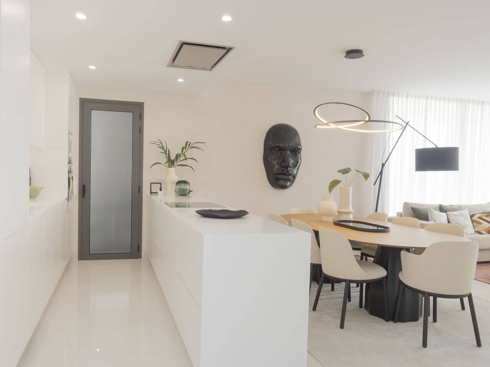 Apartamento de 3 habitaciones en Atalaya-Isdabe en venta con piscina garaje - 940.000 € (Ref: 8867002)