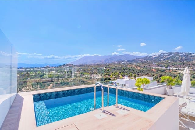Ático de 4 habitaciones en Marbella en venta con piscina garaje - 2.600.000 € (Ref: 8867015)