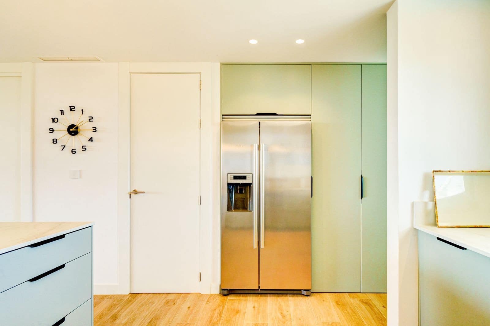 4 bedroom Penthouse for sale in Marbella with pool garage - € 2,600,000 (Ref: 8867015)