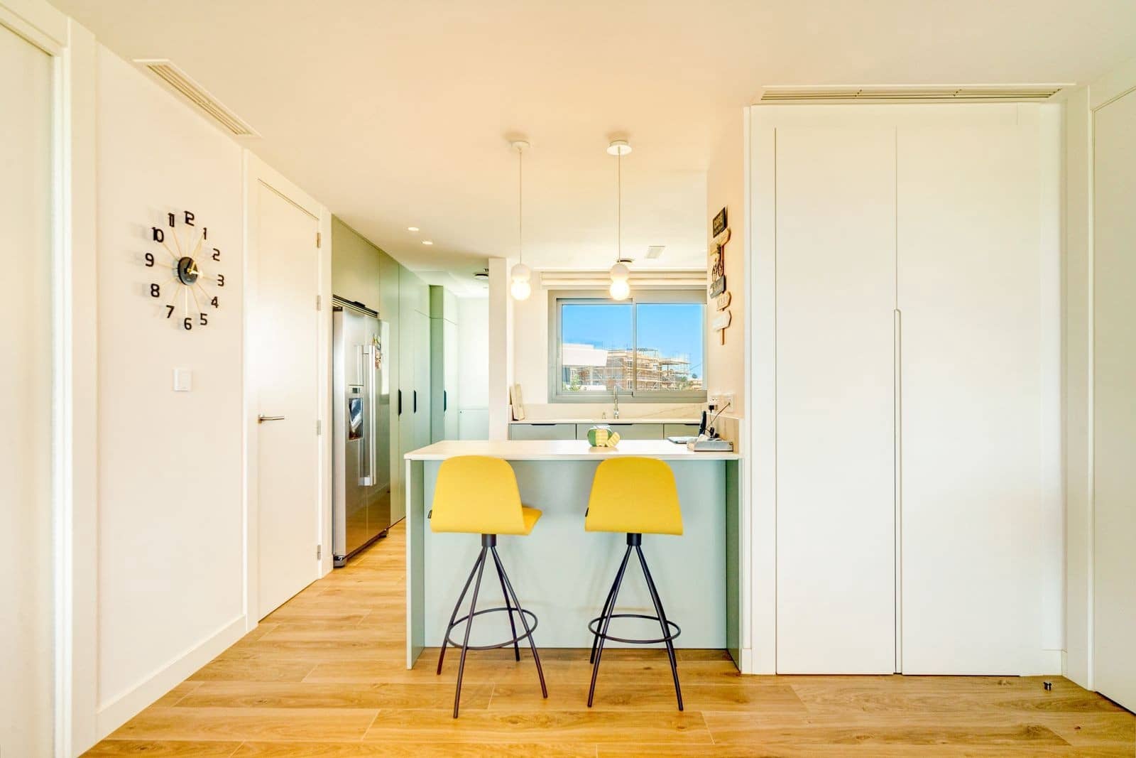 4 bedroom Penthouse for sale in Marbella with pool garage - € 2,600,000 (Ref: 8867015)