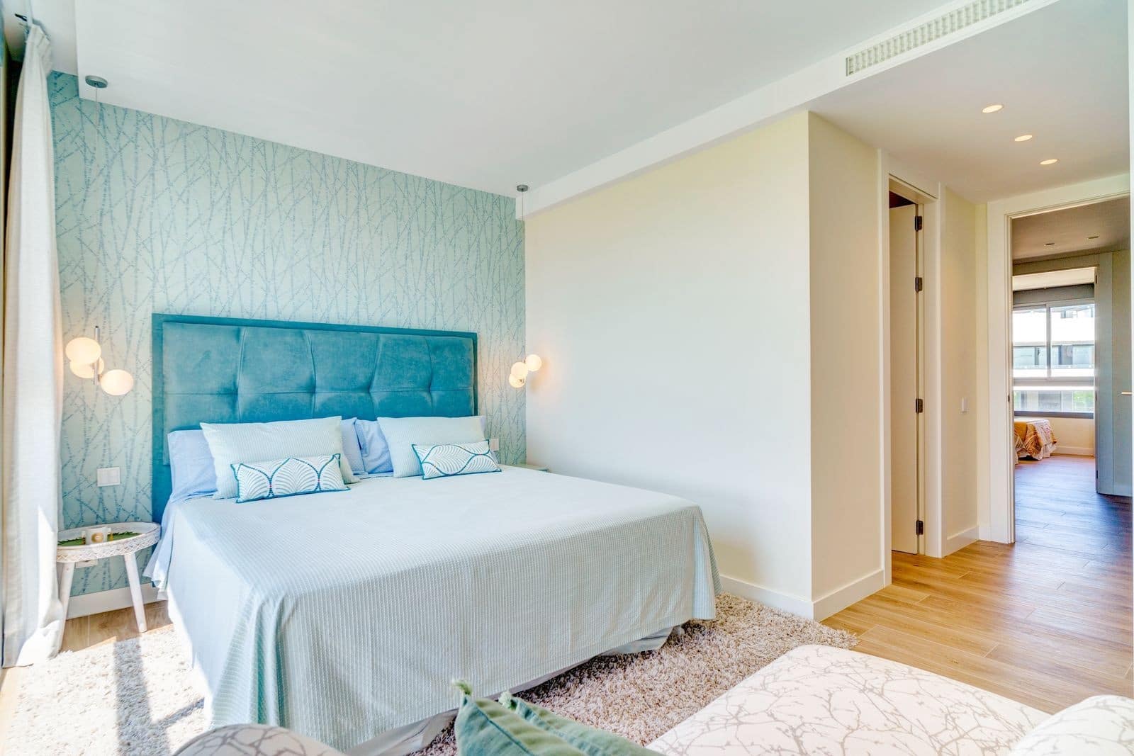 4 bedroom Penthouse for sale in Marbella with pool garage - € 2,600,000 (Ref: 8867015)