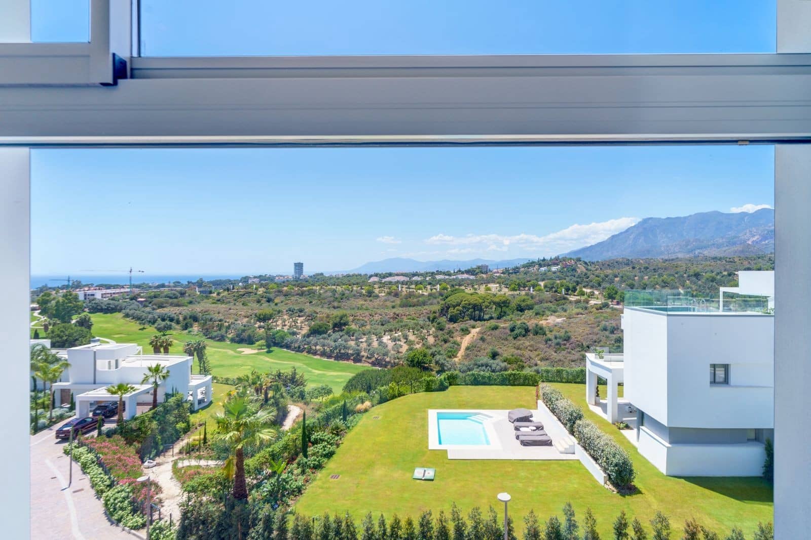 4 Zimmer Penthouse zu verkaufen in Marbella mit Pool Garage - 2.600.000 € (Ref: 8867015)