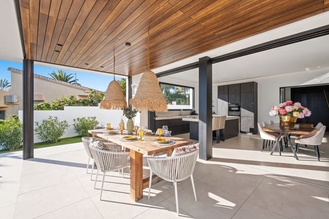 4 sovrum Villa till salu i Marbella med pool garage - 3 499 000 € (Ref: 8869469)