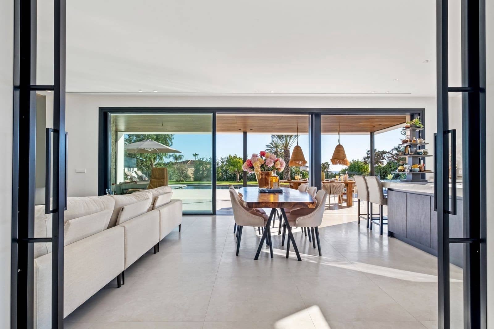 4 Zimmer Villa zu verkaufen in Marbella mit Pool Garage - 3.499.000 € (Ref: 8869469)