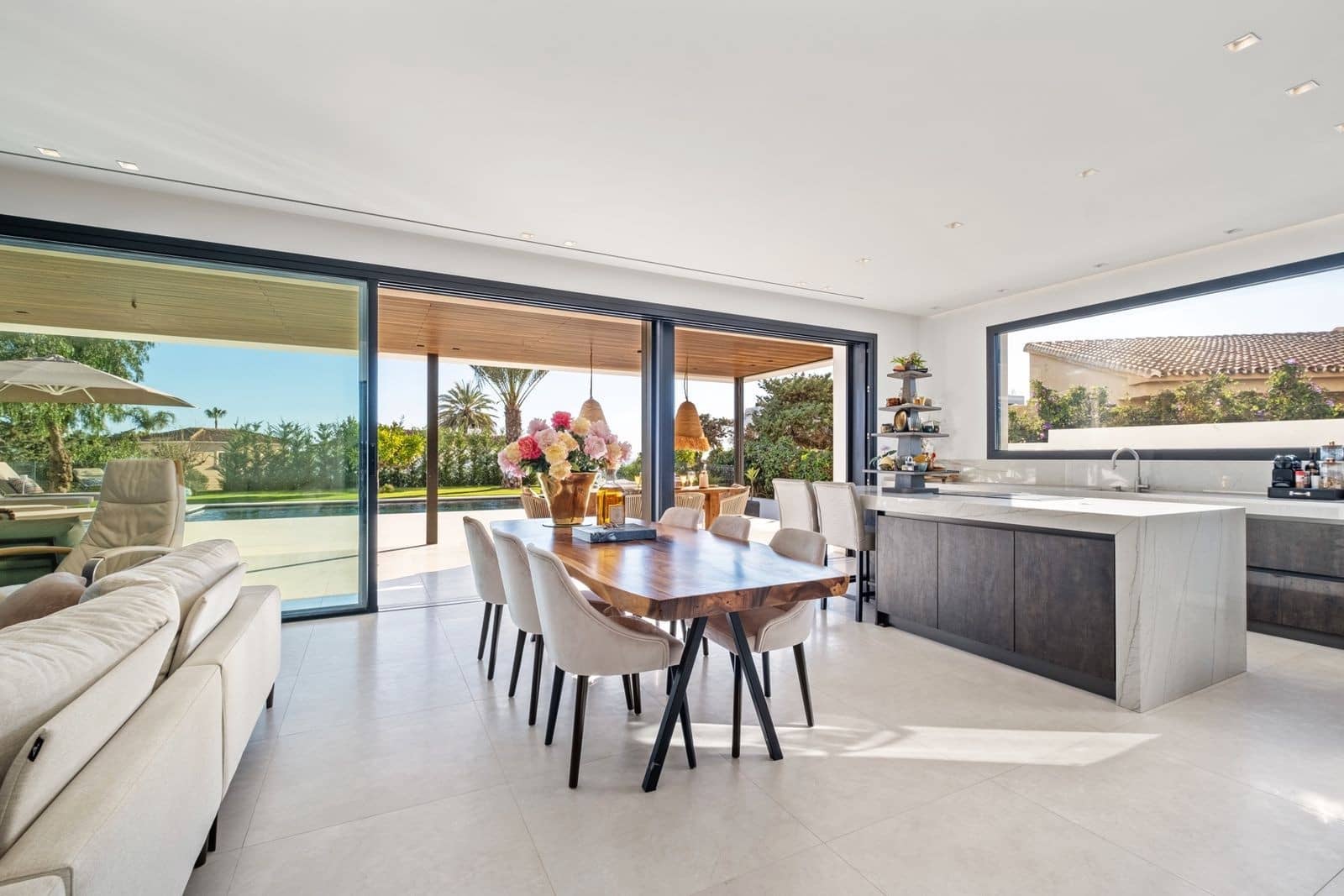 4 Zimmer Villa zu verkaufen in Marbella mit Pool Garage - 3.499.000 € (Ref: 8869469)