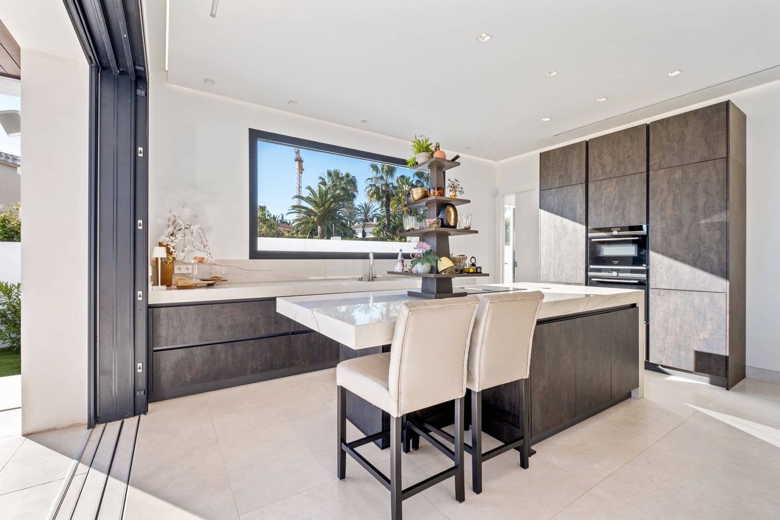 4 Zimmer Villa zu verkaufen in Marbella mit Pool Garage - 3.499.000 € (Ref: 8869469)