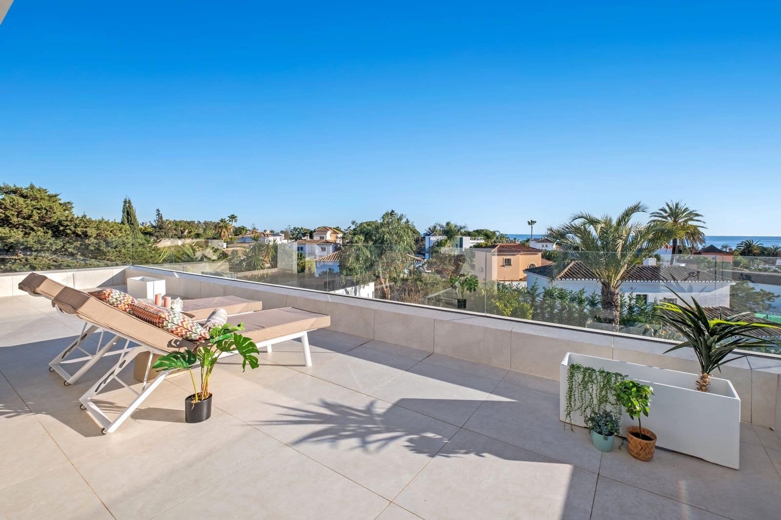 4 Zimmer Villa zu verkaufen in Marbella mit Pool Garage - 3.499.000 € (Ref: 8869469)