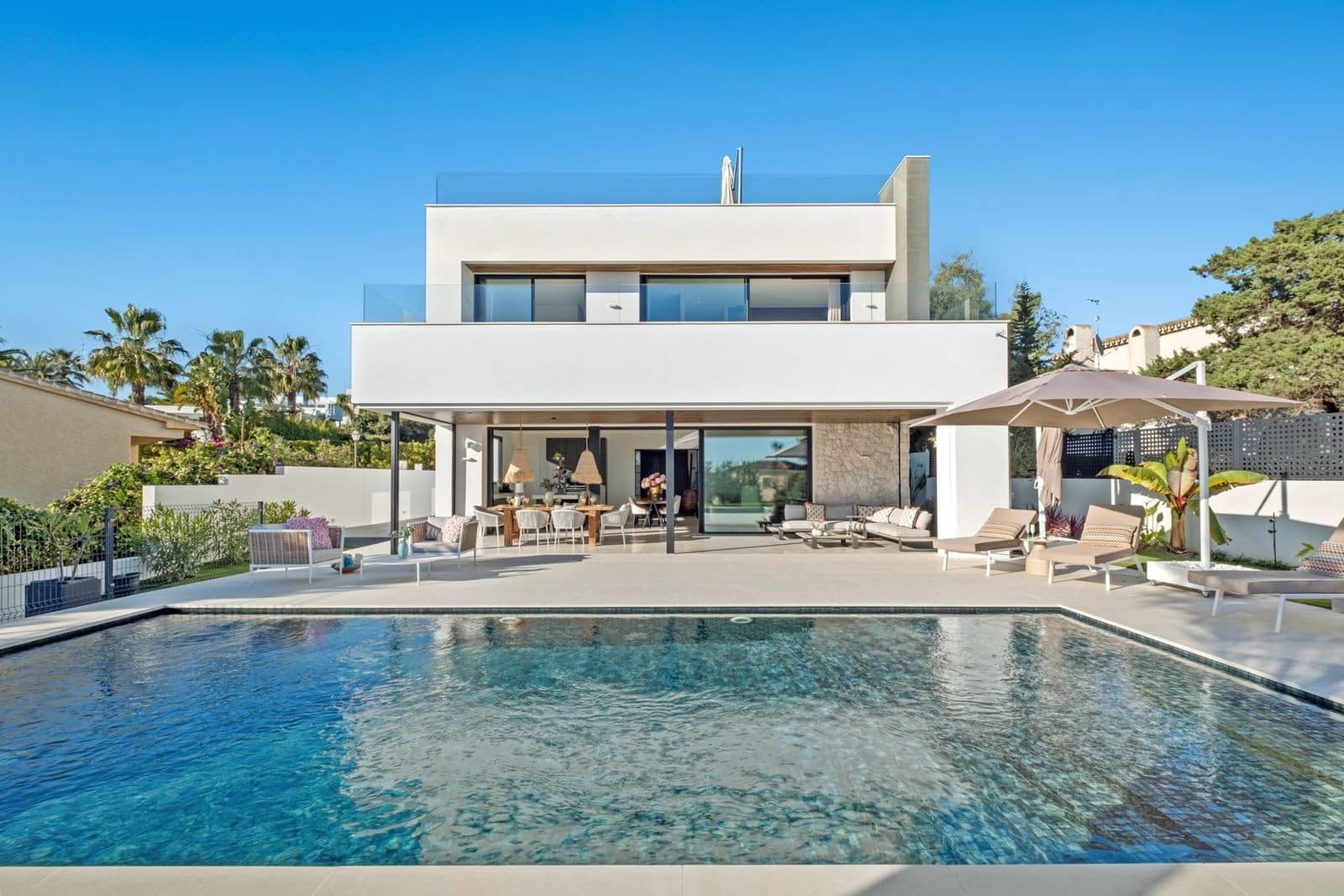 4 Zimmer Villa zu verkaufen in Marbella mit Pool Garage - 3.499.000 € (Ref: 8869469)