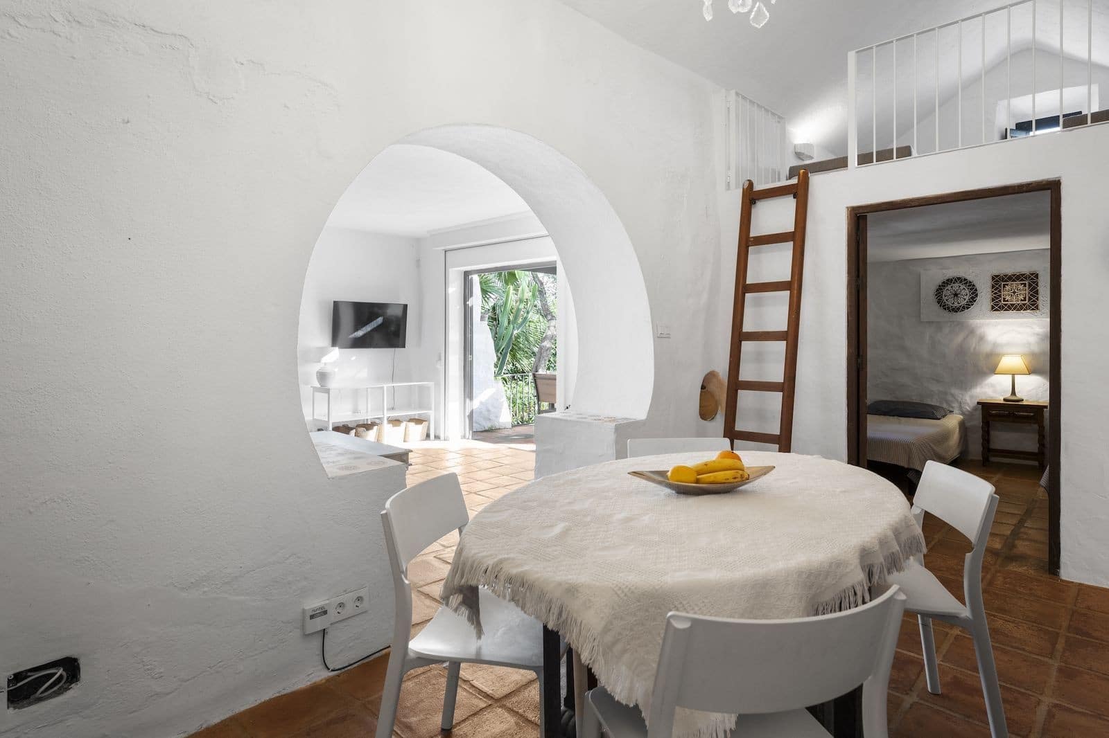 4 bedroom Villa for sale in Mijas with pool garage - € 925,000 (Ref: 8869472)