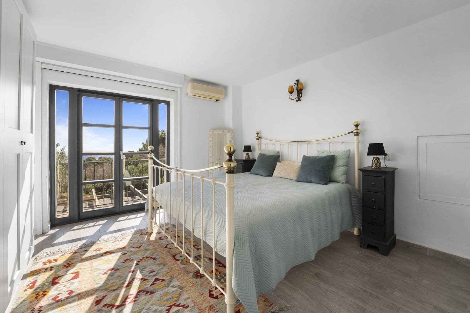 4 bedroom Villa for sale in Mijas with pool garage - € 925,000 (Ref: 8869472)