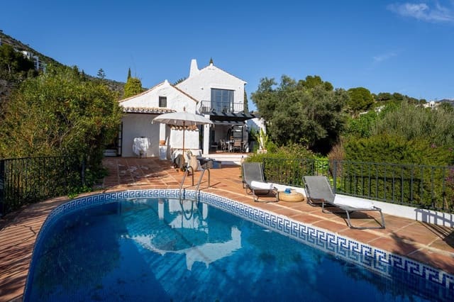 4 sovrum Villa till salu i Mijas med pool garage - 925 000 € (Ref: 8869472)