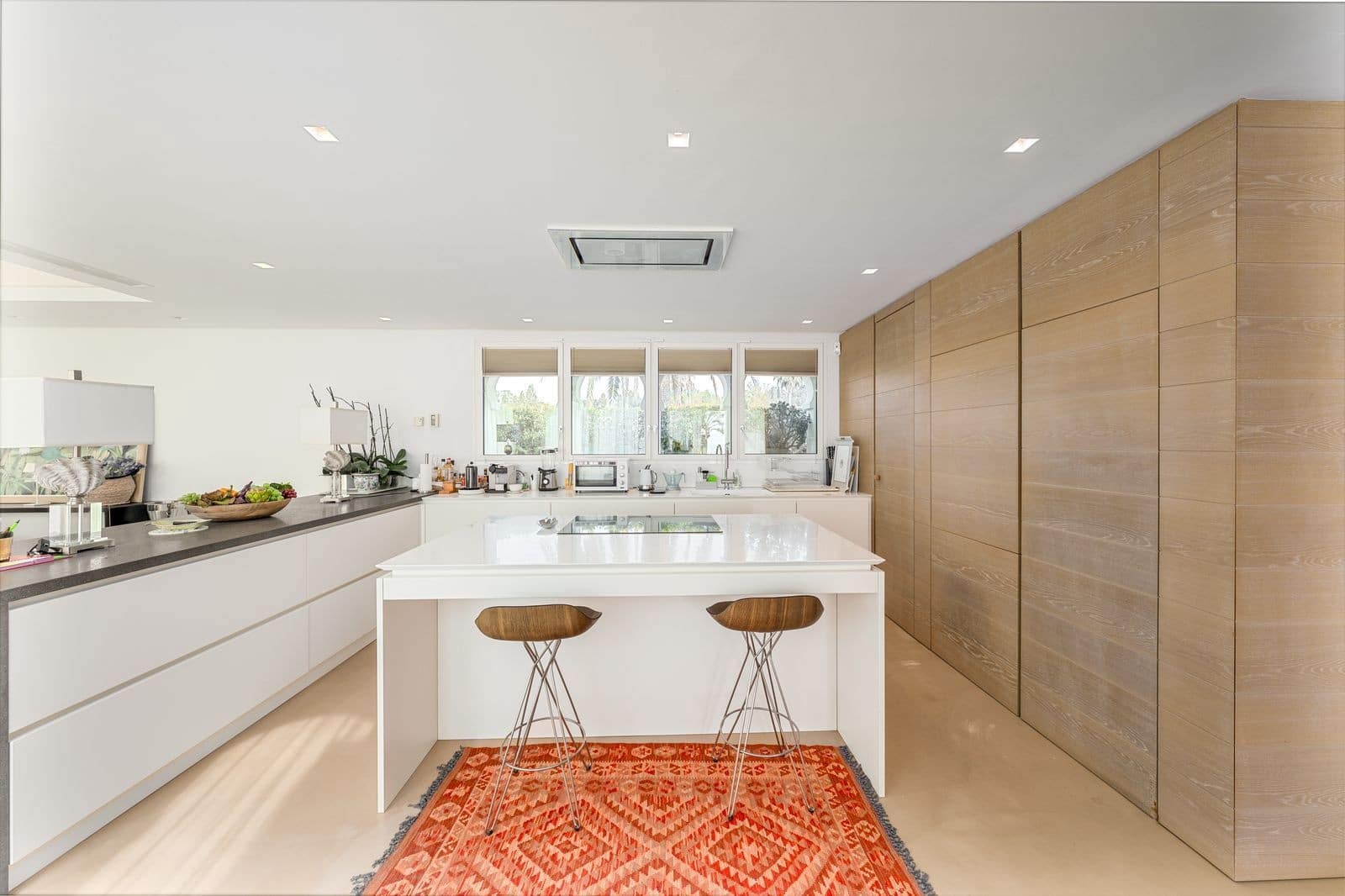 3 bedroom Penthouse for sale in Marbella with pool garage - € 5,800,000 (Ref: 8869476)