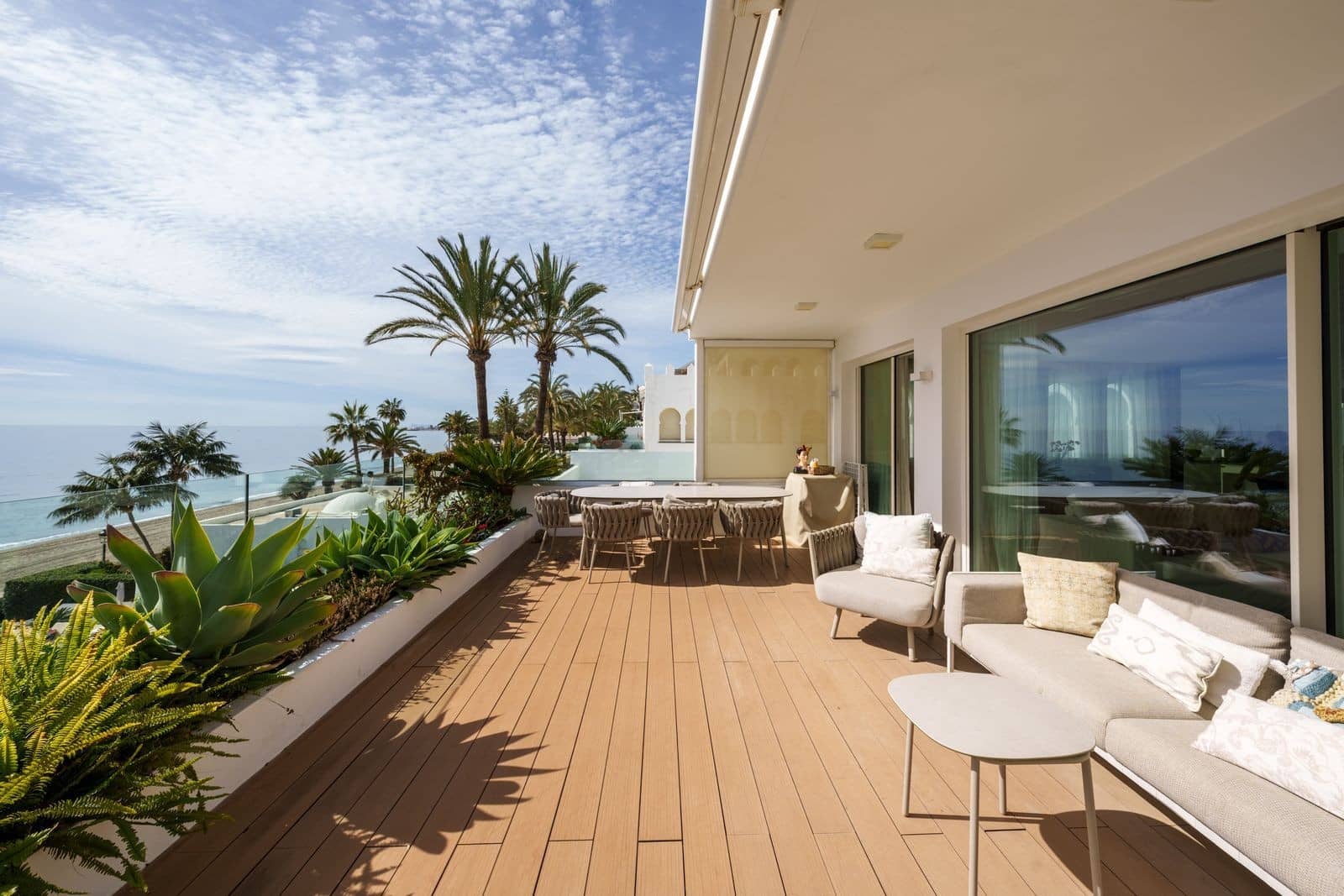3 soveværelse Penthouse til salg i Marbella med swimmingpool garage - € 5.800.000 (Ref: 8869476)