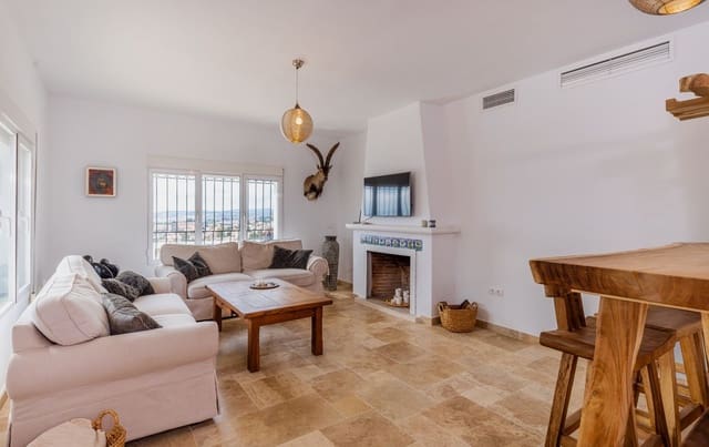 5 quarto Moradia para venda em Torreblanca, Fuengirola com piscina garagem - 1 155 000 € (Ref: 8879642)