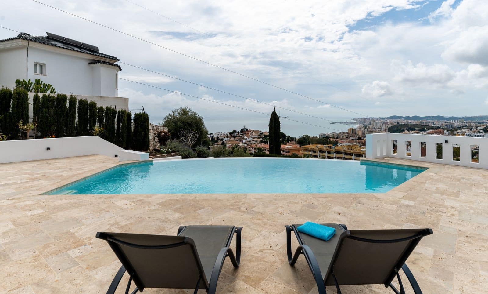 5 slaapkamer Villa te koop in Fuengirola met zwembad garage - € 1.155.000 (Ref: 8879642)