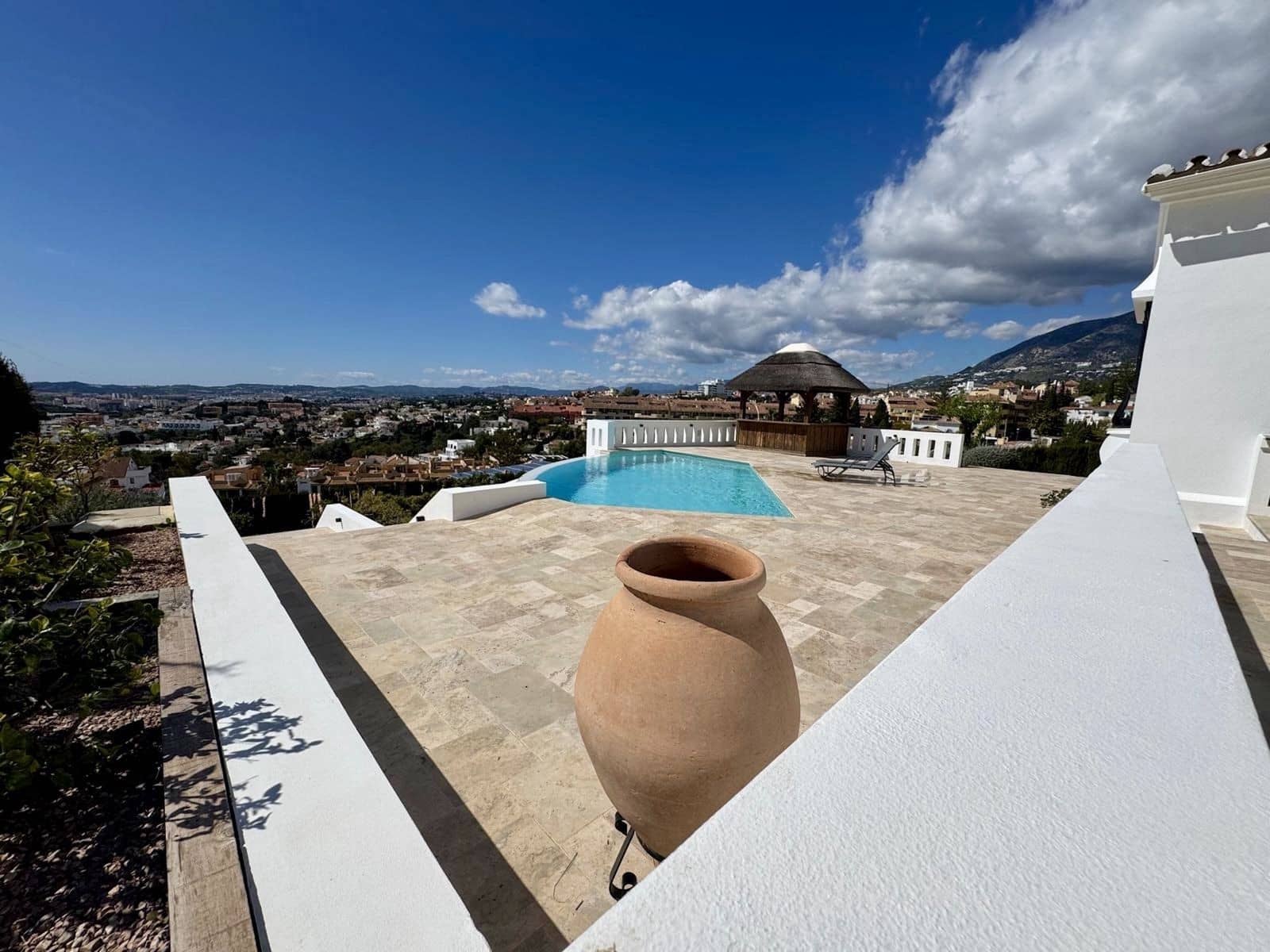 5 slaapkamer Villa te koop in Fuengirola met zwembad garage - € 1.155.000 (Ref: 8879642)