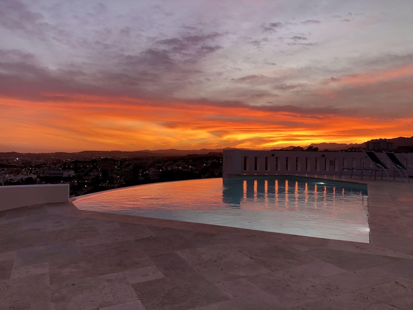 5 slaapkamer Villa te koop in Fuengirola met zwembad garage - € 1.155.000 (Ref: 8879642)