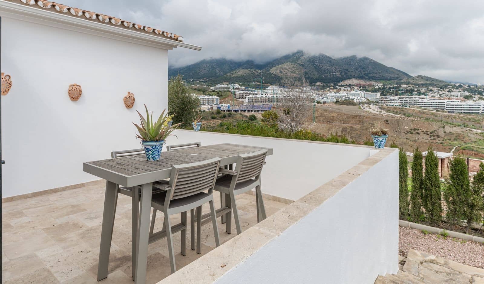 5 slaapkamer Villa te koop in Fuengirola met zwembad garage - € 1.155.000 (Ref: 8879642)