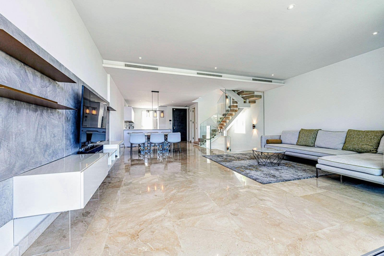 4 soverom Kjedet enebolig til salgs i Marbella med svømmebasseng garasje - € 1 250 000 (Ref: 8884061)