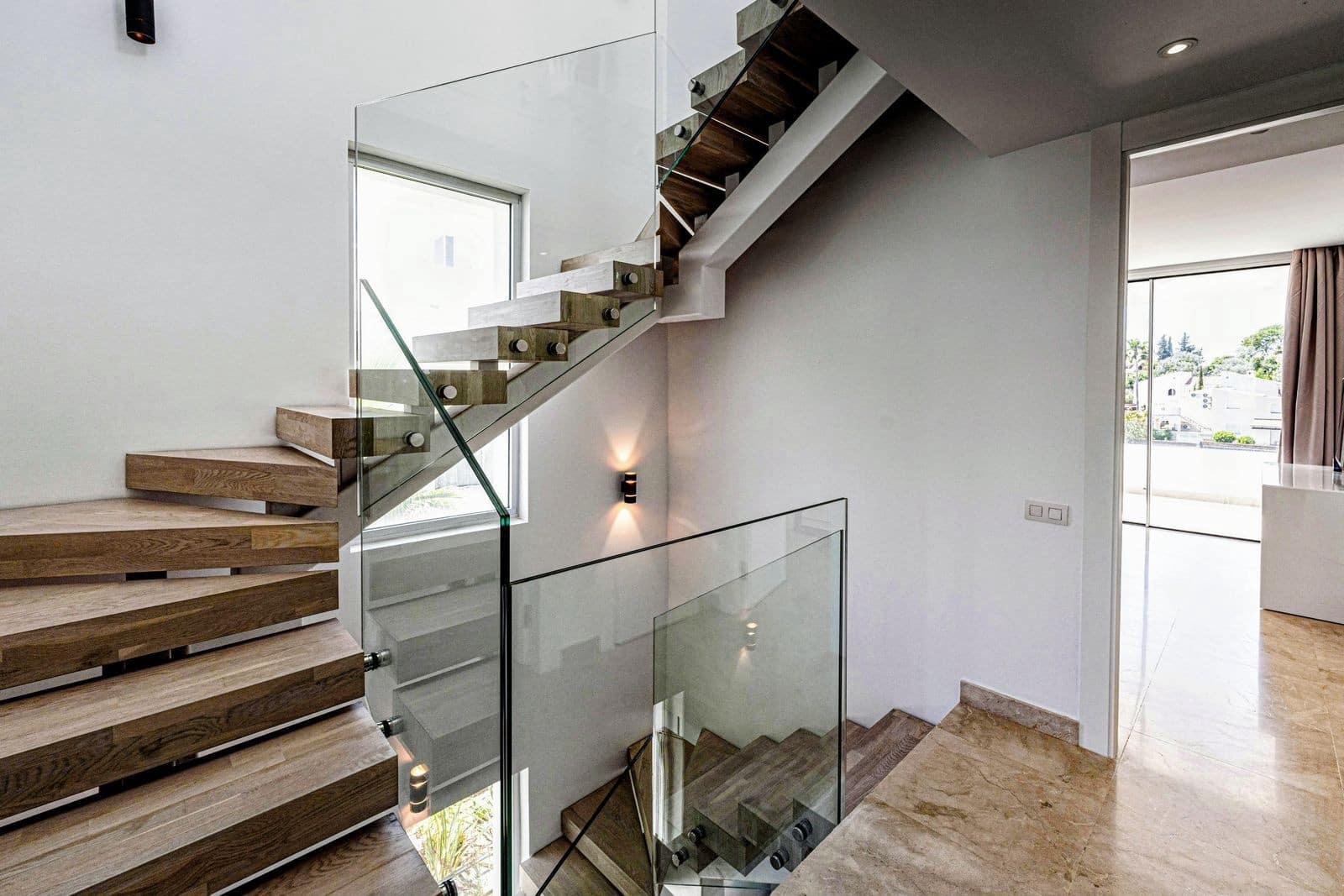 4 soverom Kjedet enebolig til salgs i Marbella med svømmebasseng garasje - € 1 250 000 (Ref: 8884061)