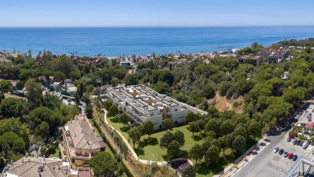 3 sovrum Takvåning till salu i Marbella med pool garage - 1 249 000 € (Ref: 8884062)