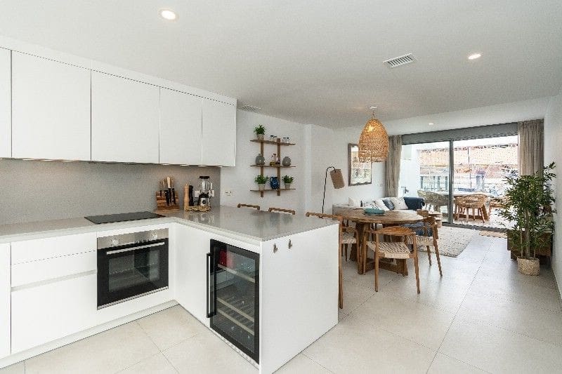 3 sovrum Takvåning till salu i Marbella med pool garage - 1 249 000 € (Ref: 8884062)