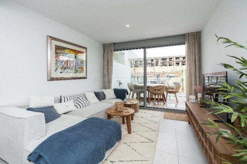 3 quarto Penthouse para venda em Marbella com piscina garagem - 1 249 500 € (Ref: 8884062)