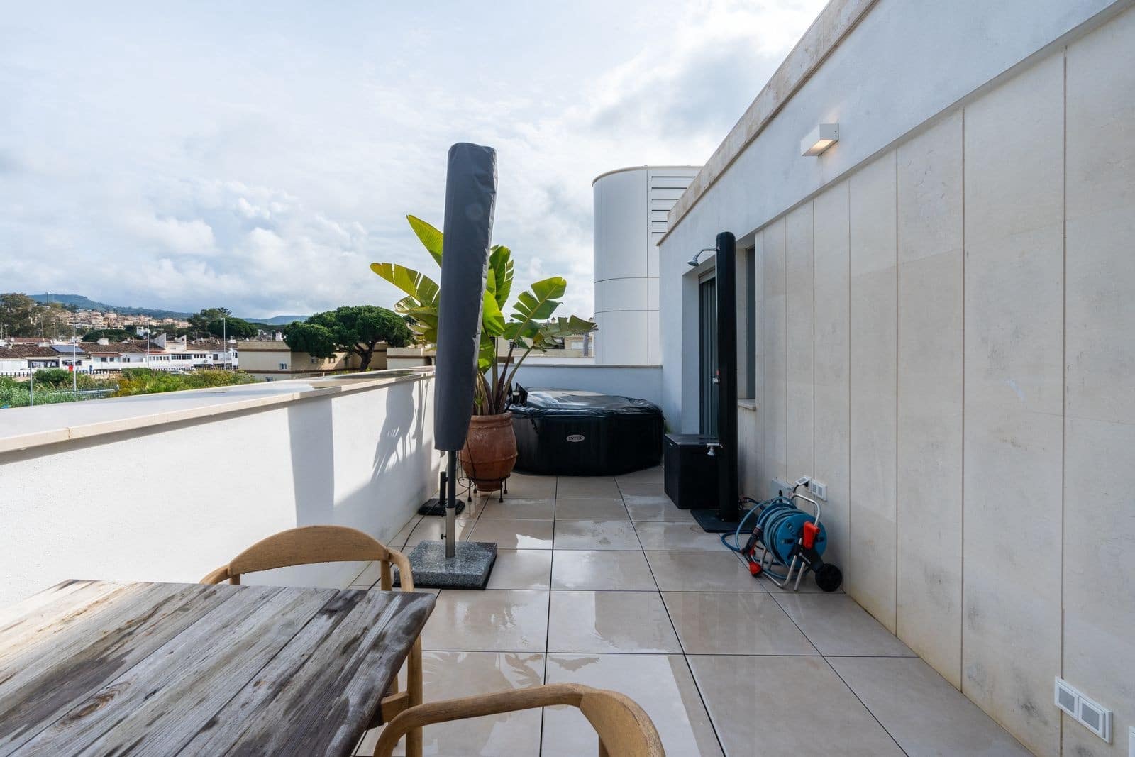 3 quarto Penthouse para venda em Marbella com piscina garagem - 1 249 500 € (Ref: 8884062)