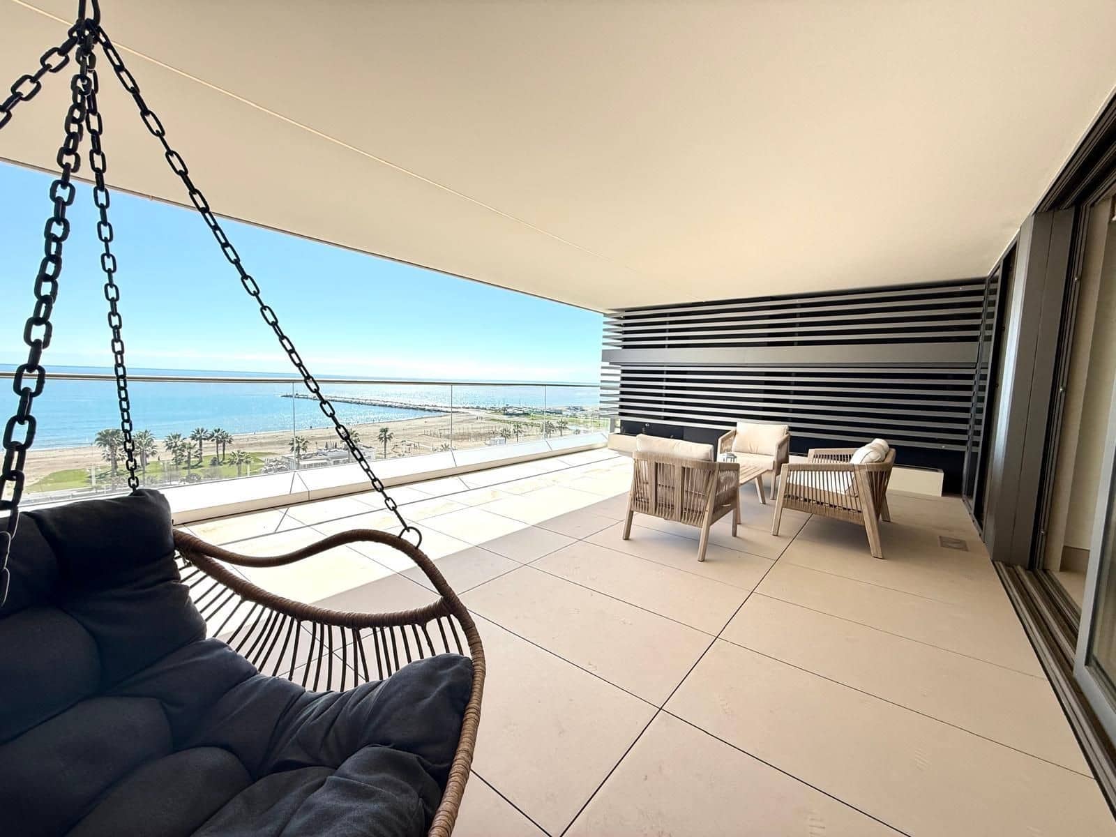 3 soveværelse Lejlighed til salg i Malaga by med swimmingpool garage - € 1.895.000 (Ref: 8884067)