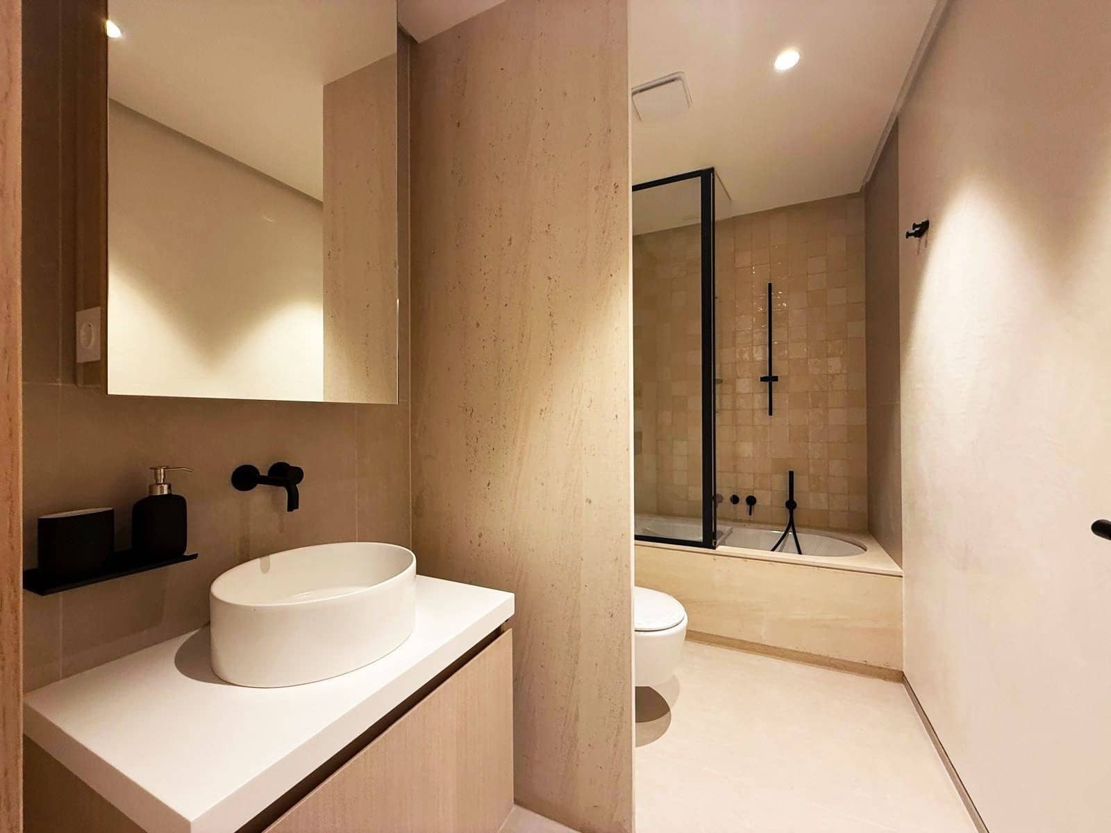 3 soveværelse Lejlighed til salg i Malaga by med swimmingpool garage - € 1.895.000 (Ref: 8884067)