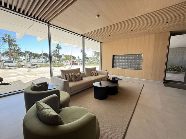 3 soverom Leilighet til salgs i Carretera de Cadiz, Málaga by med svømmebasseng garasje - € 1 895 000 (Ref: 8884067)